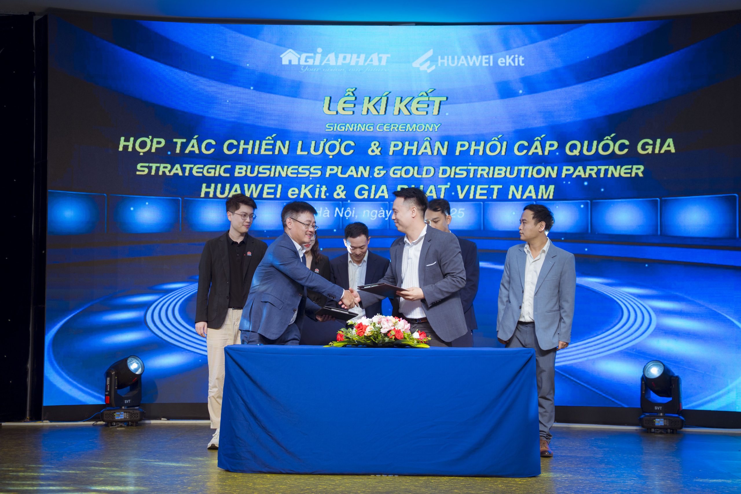 HUAWEI eKit Việt Nam – GIA PHÁT tự hào giành Huy chương Vàng tại Huawei Asia Pacific Partner Skills Competition 2026 với đại diện Mr. Nguyen Viet Hoai – Alex Gia Phát - Nhà nhập khẩu và phân phối HUAWEI eKit tại Việt Nam
